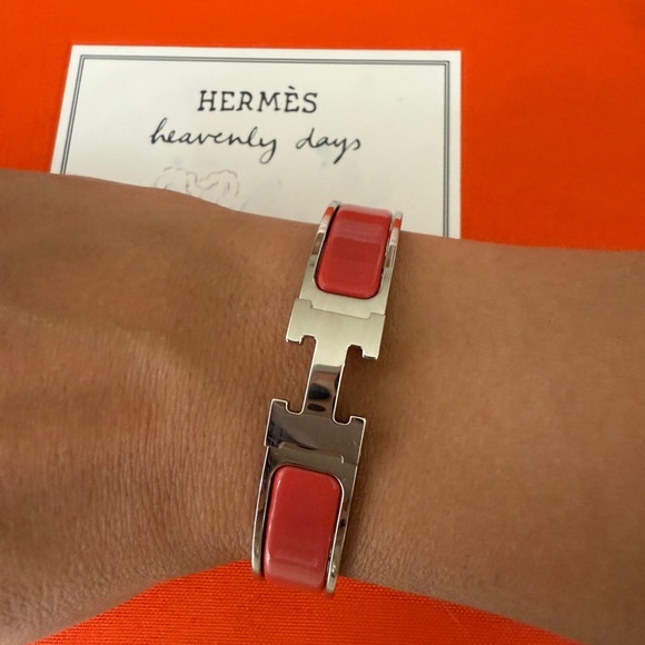 Hermes Clic H Clac Rouge Corail Coral Enamel Palladium Plated Bracelet PM New - Picture 9 of 13